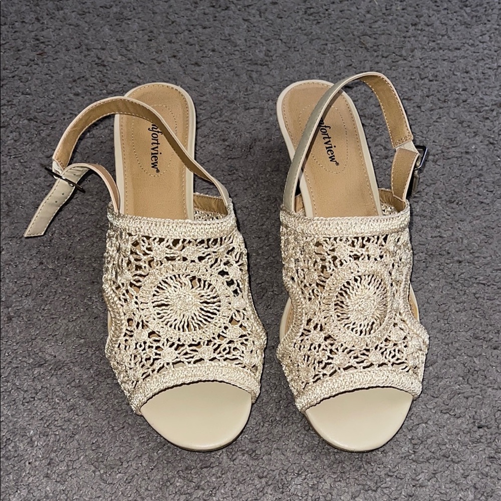 Comfortview Tan Crochet Sandals